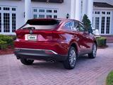 Toyota Venza 2021 года за 18 000 000 тг. в Астана – фото 2