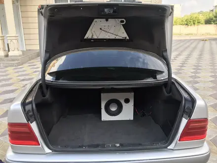 Mercedes-Benz E 200 1997 года за 3 000 000 тг. в Павлодар – фото 21