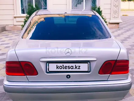 Mercedes-Benz E 200 1997 года за 3 000 000 тг. в Павлодар – фото 6