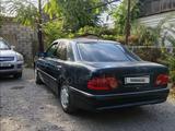 Mercedes-Benz E 230 1996 года за 1 280 000 тг. в Тараз – фото 2