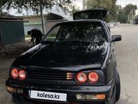 Volkswagen Golf 1994 года за 1 100 000 тг. в Алматы