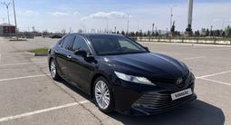 Toyota Camry 2020 года за 15 800 000 тг. в Тараз – фото 3