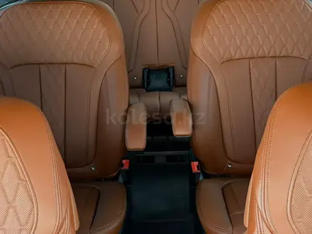 BMW X7 2025 года за 72 000 000 тг. в Астана – фото 12