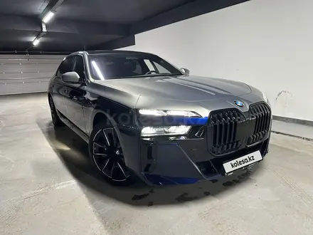 BMW 740 2023 года за 106 000 000 тг. в Алматы