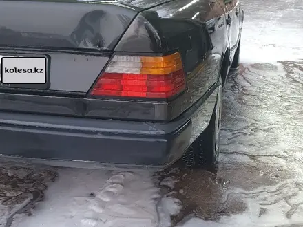 Mercedes-Benz E 230 1989 года за 555 555 тг. в Алматы – фото 14