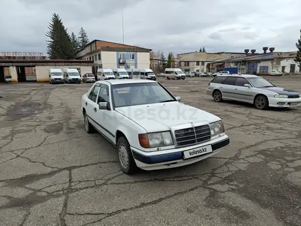 Mercedes-Benz E 260 1988 года за 1 600 000 тг. в Усть-Каменогорск