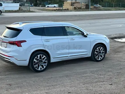 Hyundai Santa Fe 2022 года за 24 500 000 тг. в Караганда – фото 9