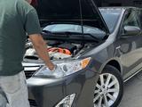 Toyota Camry 2012 года за 6 200 000 тг. в Атырау – фото 3