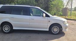 Mitsubishi Chariot 1999 года за 2 300 000 тг. в Алматы – фото 2