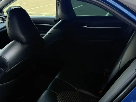 Toyota Camry 2019 года за 9 600 000 тг. в Алматы – фото 10
