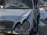 Mercedes-Benz E 280 1997 года за 1 000 000 тг. в Сарыагаш