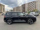 Hyundai Santa Fe 2023 года за 20 900 000 тг. в Астана – фото 2