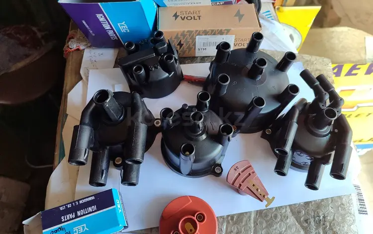 Крышка трамблёра, бегунок за 4 500 тг. в Алматы