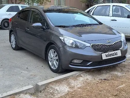 Kia Cerato 2013 года за 2 800 000 тг. в Атырау – фото 2