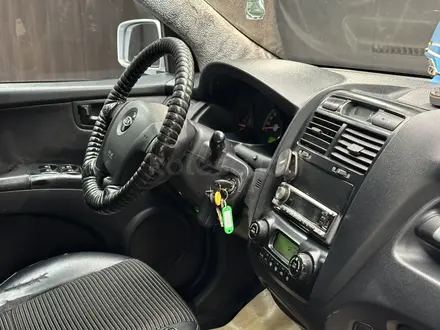 Kia Sportage 2006 года за 3 500 000 тг. в Актобе – фото 22