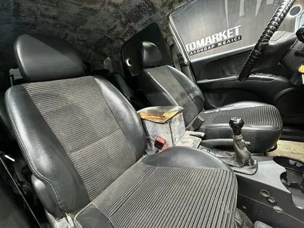 Kia Sportage 2006 года за 3 500 000 тг. в Актобе – фото 23