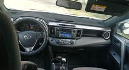 Toyota RAV4 2018 года за 11 000 000 тг. в Атырау – фото 3
