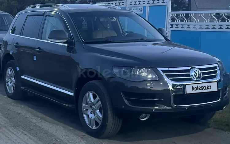 Volkswagen Touareg 2007 года за 6 700 000 тг. в Астана