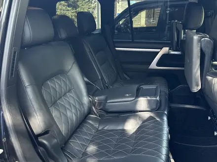 Toyota Land Cruiser 2018 года за 37 000 000 тг. в Алматы – фото 25