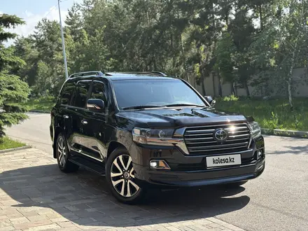 Toyota Land Cruiser 2018 года за 37 000 000 тг. в Алматы – фото 33