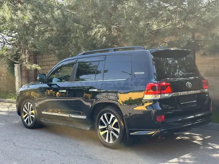 Toyota Land Cruiser 2018 года за 37 000 000 тг. в Алматы – фото 34