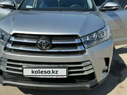 Toyota Highlander 2018 года за 17 500 000 тг. в Алматы – фото 7