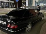 Mercedes-Benz E 200 2001 годаfor2 700 000 тг. в Астана – фото 4