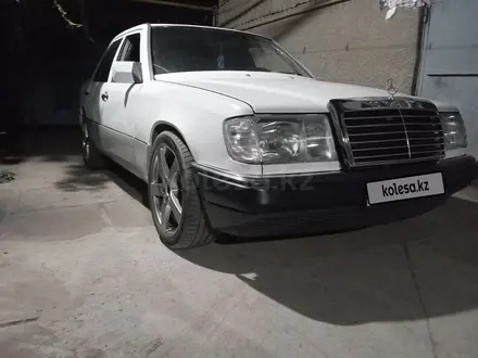 Mercedes-Benz E 230 1991 года за 1 600 000 тг. в Шу – фото 2