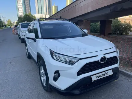 Toyota RAV4 2020 года за 14 500 000 тг. в Алматы – фото 3