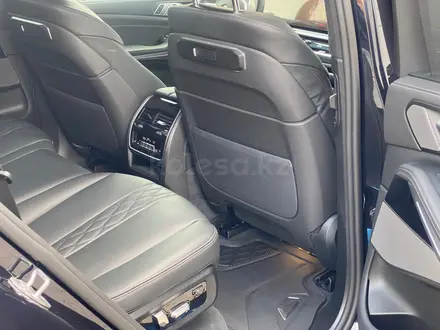 BMW X5 2025 года за 68 500 000 тг. в Астана – фото 4