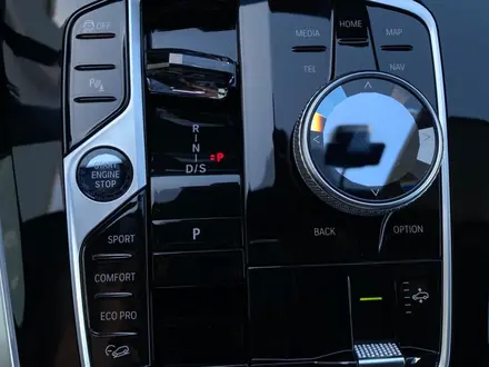 BMW X5 2025 года за 68 500 000 тг. в Астана – фото 17