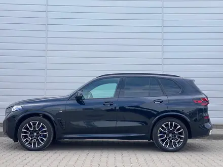 BMW X5 2025 года за 68 500 000 тг. в Астана – фото 8