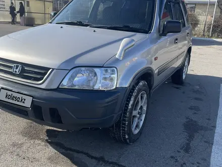 Honda CR-V 1996 года за 3 600 000 тг. в Алматы – фото 2