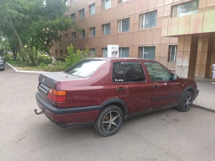 Volkswagen Vento 1992 года за 1 250 000 тг. в Астана – фото 7