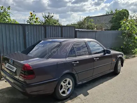 Mercedes-Benz C 180 1995 года за 1 650 000 тг. в Павлодар – фото 3