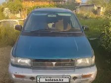 Mitsubishi RVR, 1995