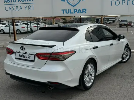 Toyota Camry 2019 года за 13 400 000 тг. в Караганда – фото 11