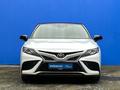 Toyota Camry 2021 годаүшін14 020 000 тг. в Актобе – фото 2