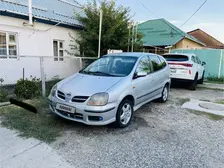 Nissan Tino, 2002