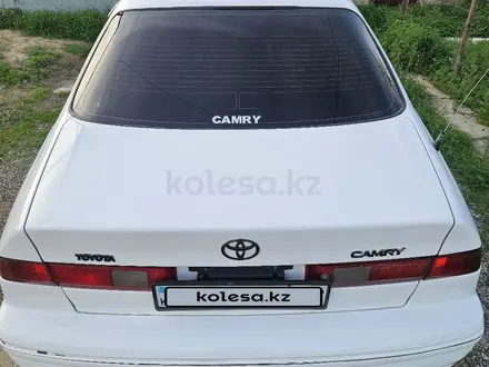 Toyota Camry 1997 года за 2 600 000 тг. в Тараз – фото 4