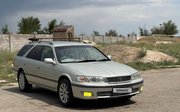 Toyota Mark II Qualis 2000 года за 3 600 000 тг. в Алматы