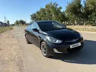 Hyundai Accent, 2012
