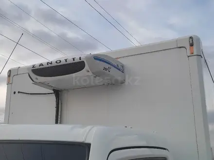 Nissan  Cabstar 2014 года за 5 500 000 тг. в Атырау – фото 3