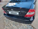 Toyota Camry 2004 годаүшін4 650 000 тг. в Актобе – фото 2