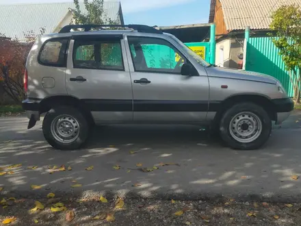 Chevrolet Niva 2005 года за 2 200 000 тг. в Тараз – фото 4