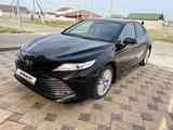 Toyota Camry 2019 года за 14 500 000 тг. в Атырау