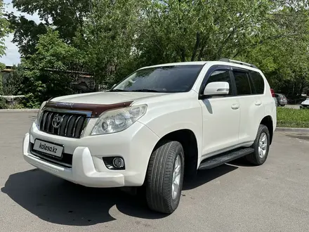 Toyota Land Cruiser Prado 2009 года за 14 200 000 тг. в Алматы – фото 2