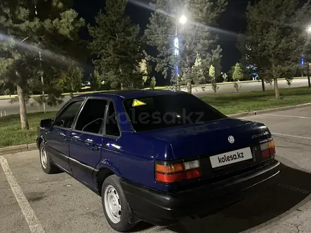 Volkswagen Passat 1992 года за 990 000 тг. в Тараз