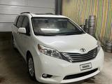 Toyota Sienna 2015 годаүшін13 000 000 тг. в Актобе – фото 3