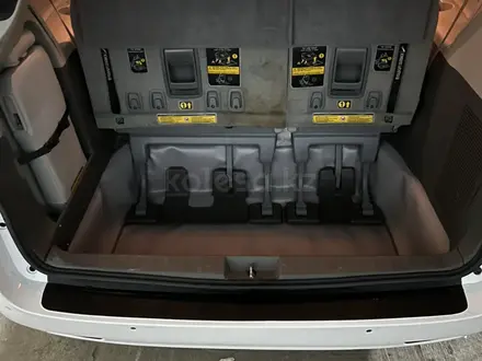 Toyota Sienna 2015 года за 15 000 000 тг. в Актобе – фото 7